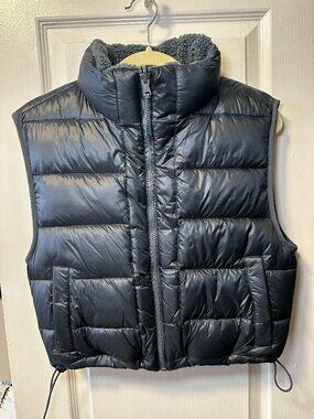 Gilly Hicks Reversible Puffer Vest Wind & Water resistant - XS